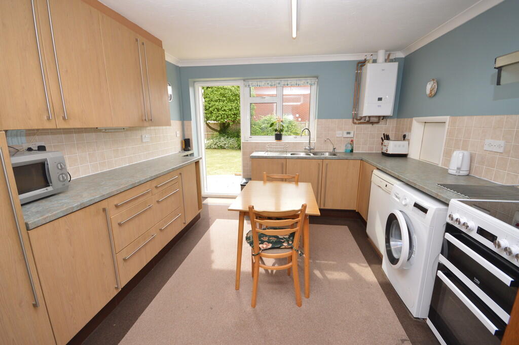 House in Kirby Cross, Frinton and Walton - View 4