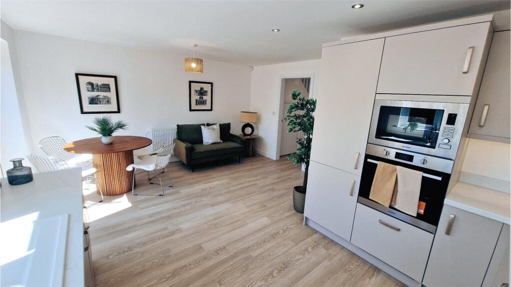 House in Nottingham - View 4