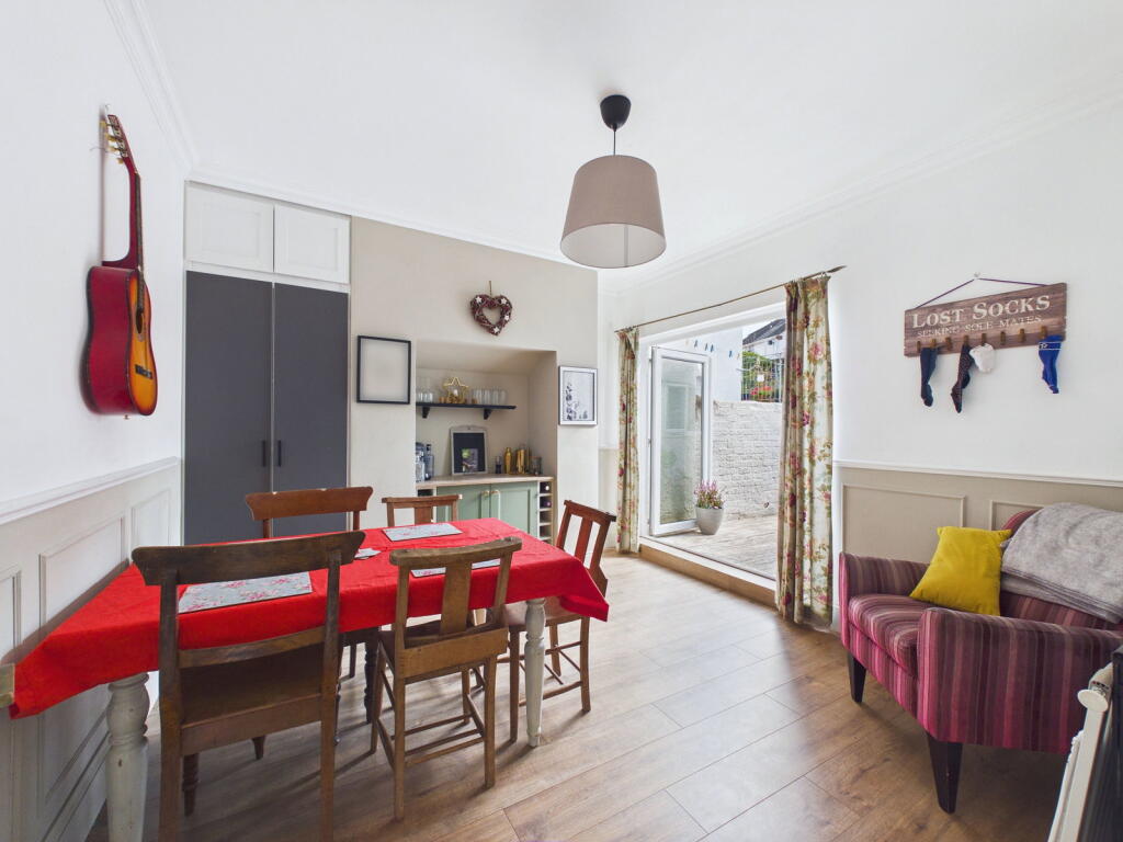 House in Torquay - More
