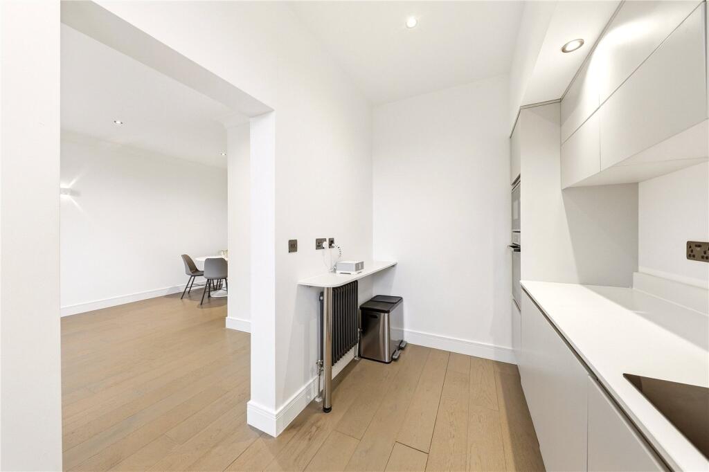 Park Villas, Leeds, LS8 photo 3