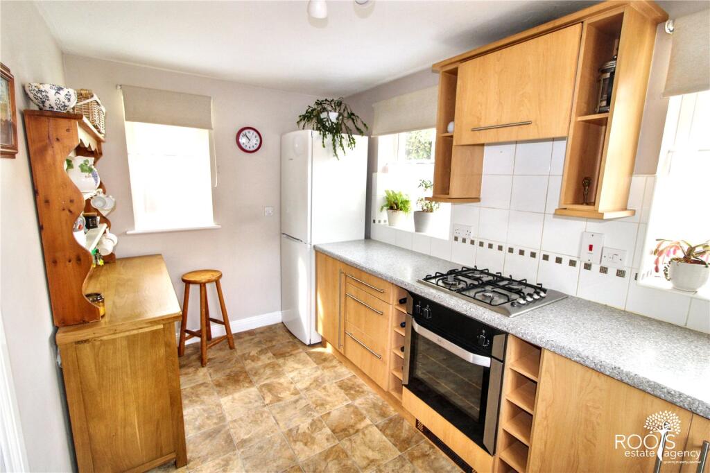 House in Cold Ash, Ashmore Green - View 2