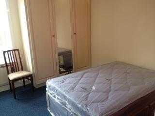 The Broadway, Southampton photo 3