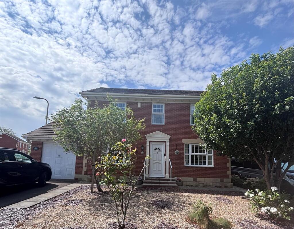 Main image of property: Carre Gardens, Weston-Super-Mare