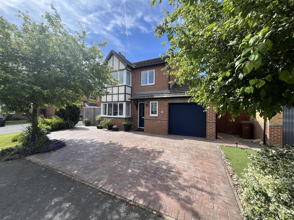 Main image of property: Churchward Close, Grove, Wantage, Oxfordshire OX12