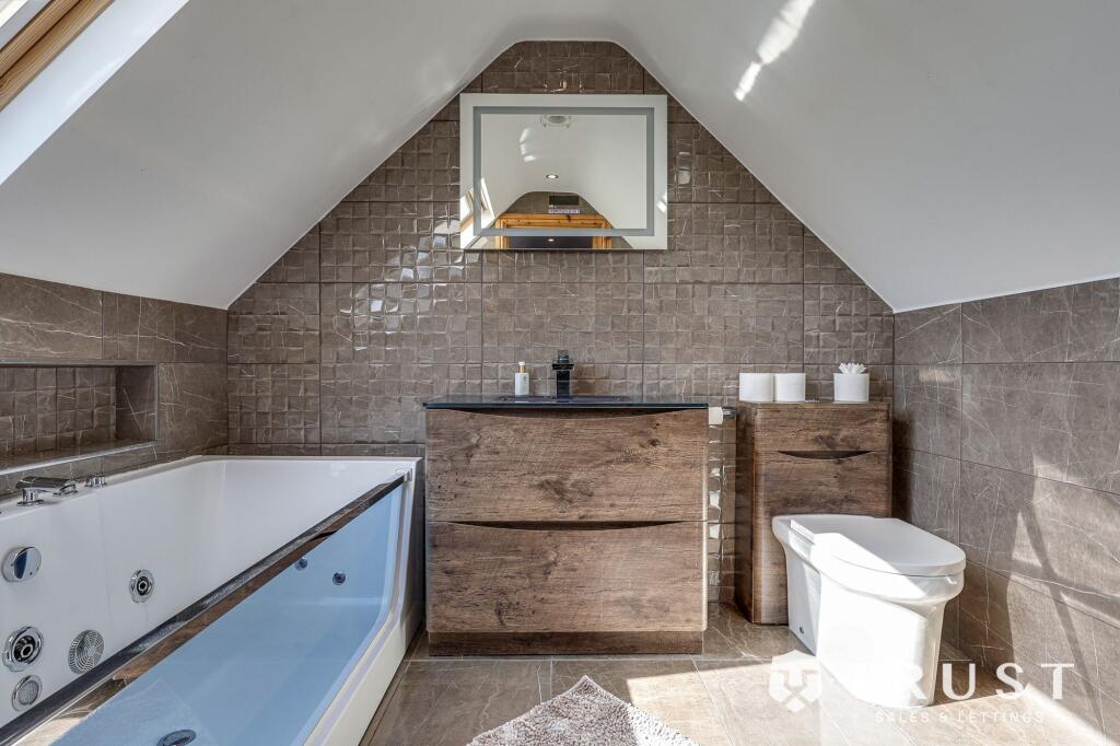 Additional image 20 of Birkenshaw Lane, Birkenshaw, BD11