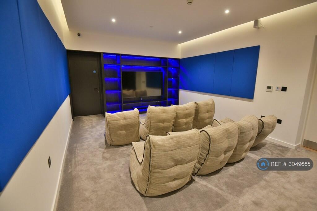 Apartment in Manchester - View 2