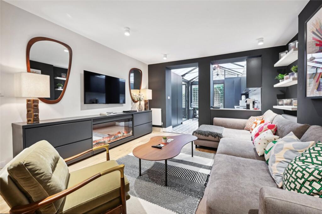 Main image of property: Kensington Court, Kensington, W8