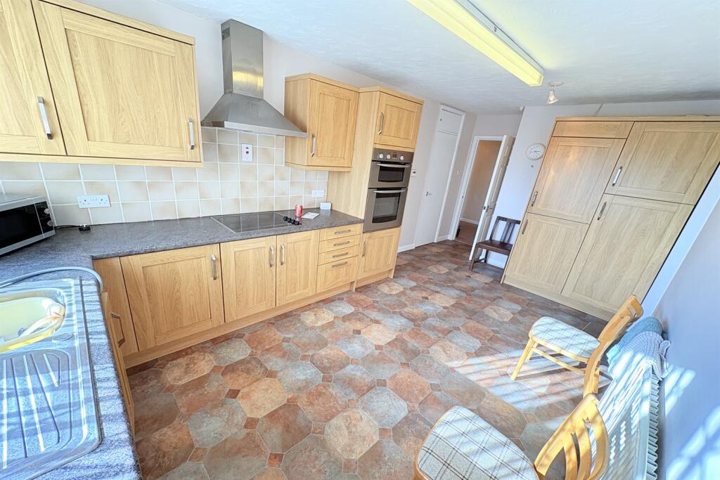 St. Edmunds Road, Acle, Norwich, NR13 photo 5