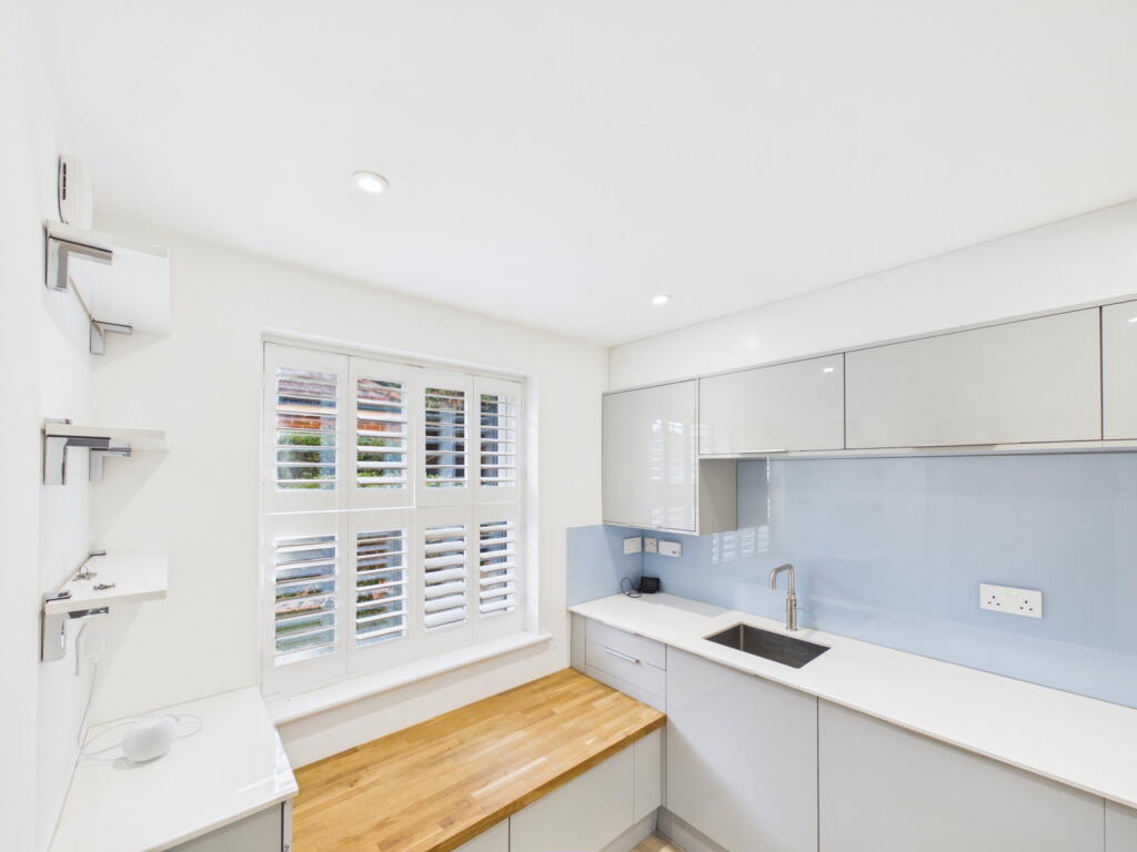 House in Tonbridge - View 5