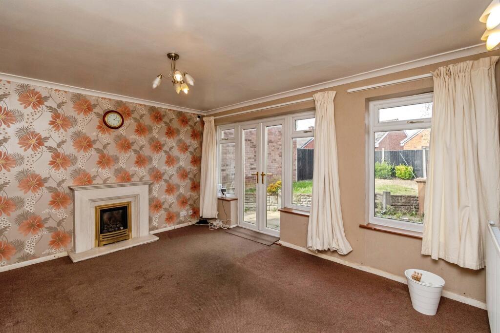 House in Walsall, The Flatts - View 2