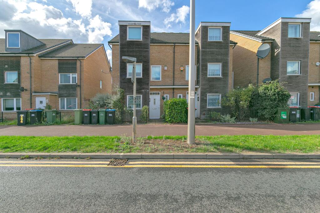 Main image of property: Newport Road, Broughton, MK10