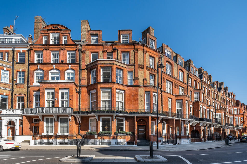 Main image of property: Pont Street, London, SW1X