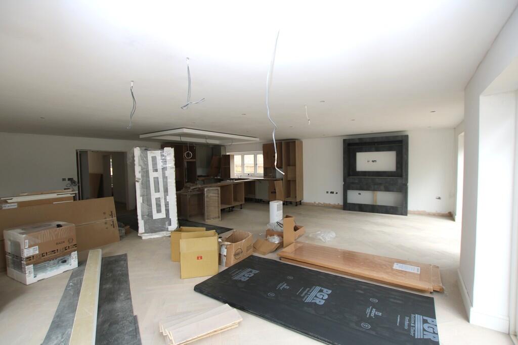 House in Uttlesford, Great Dunmow - View 3