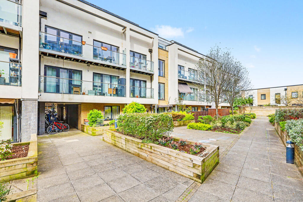 Main image of property: Lucida Court, London, E17