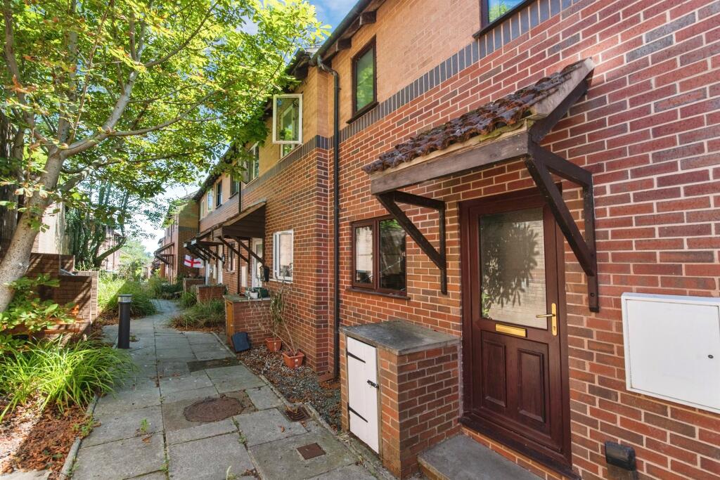 Main image of property: Farm Hill, Exeter