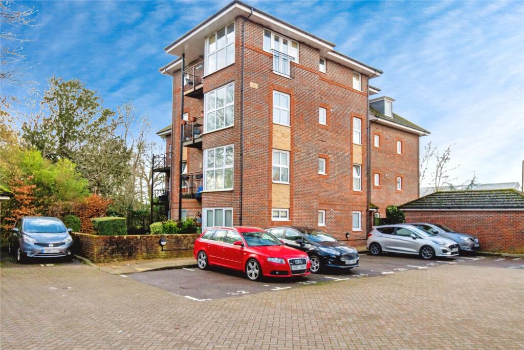 Main image of property: Oakley Road, Southampton, Hampshire, SO16