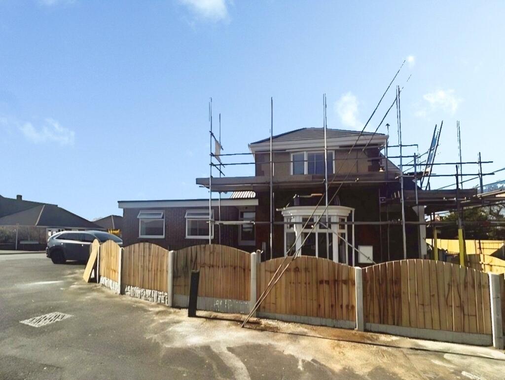 Main image of property: Grosvenor Road, Bircotes, Doncaster, Nottinghamshire, DN11