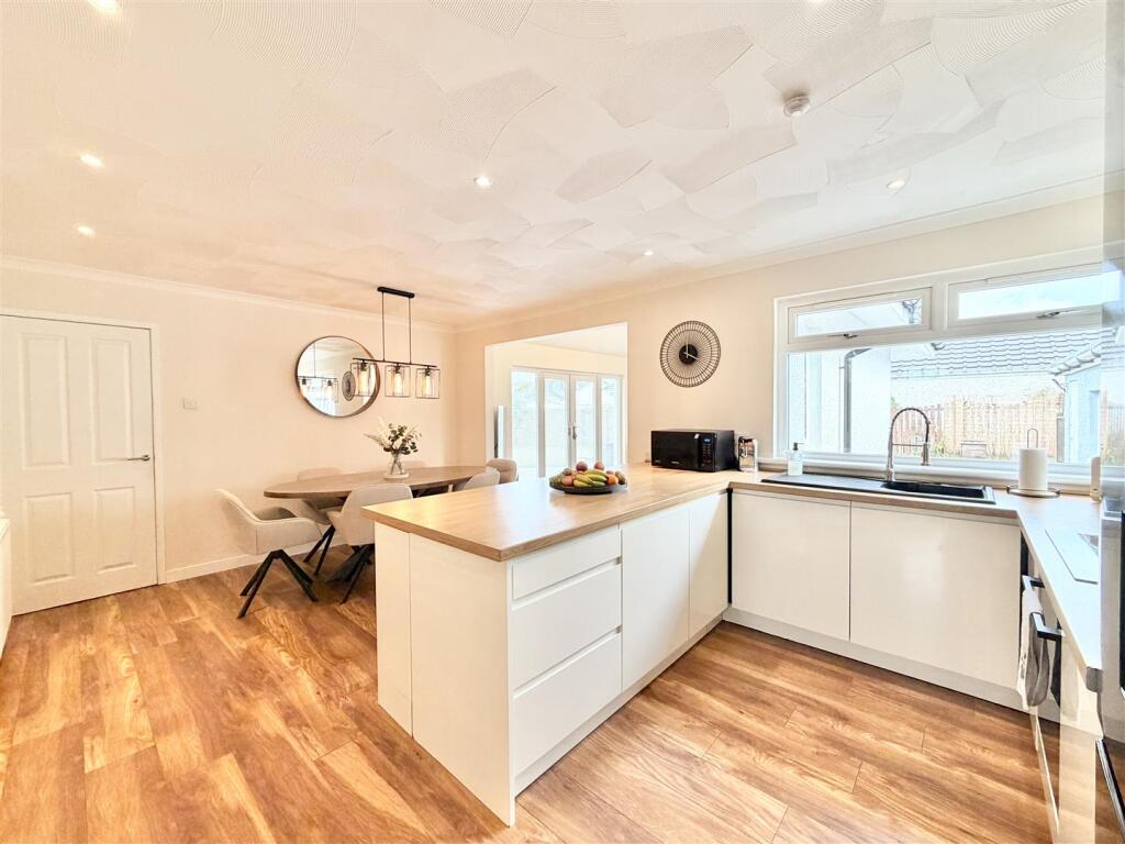 House in Quarter, Limekilnburn - View 5