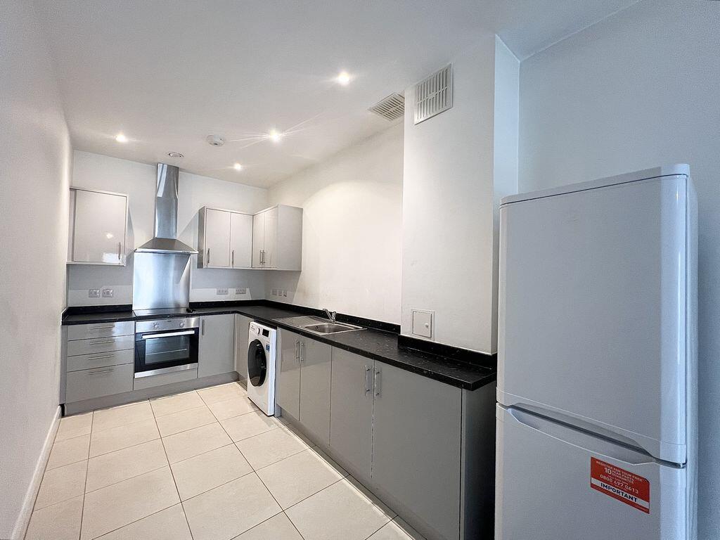 Apartment in Salford, Greater Manchester - View 2