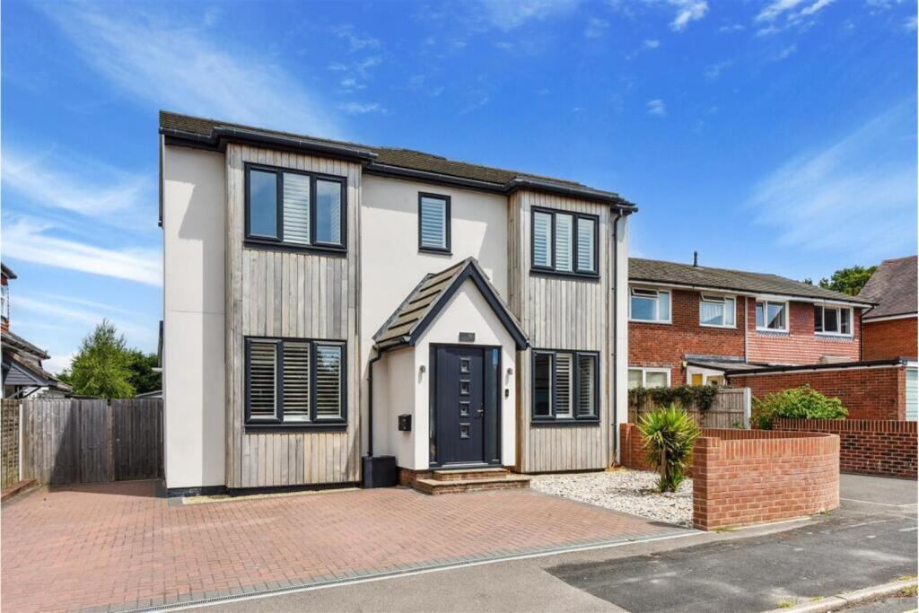Main image of property: Silvester Road, Waterlooville, PO8