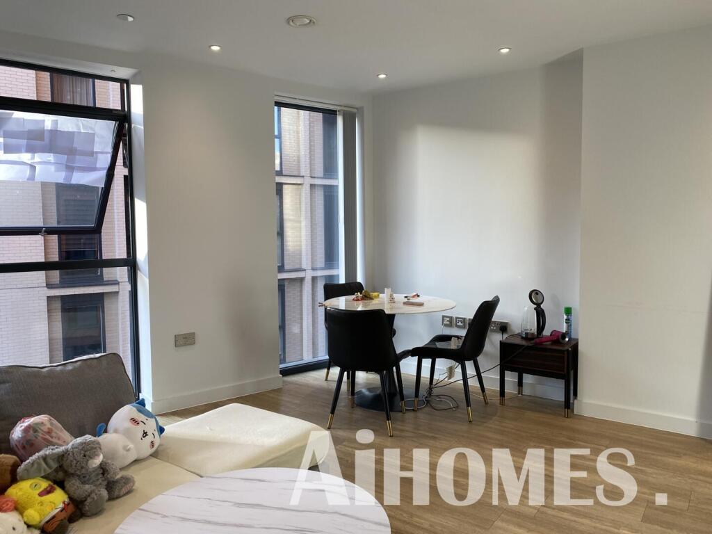 Luxury 2B2B Apartment | Manchester New Square | M1|CD110595MNS photo 5