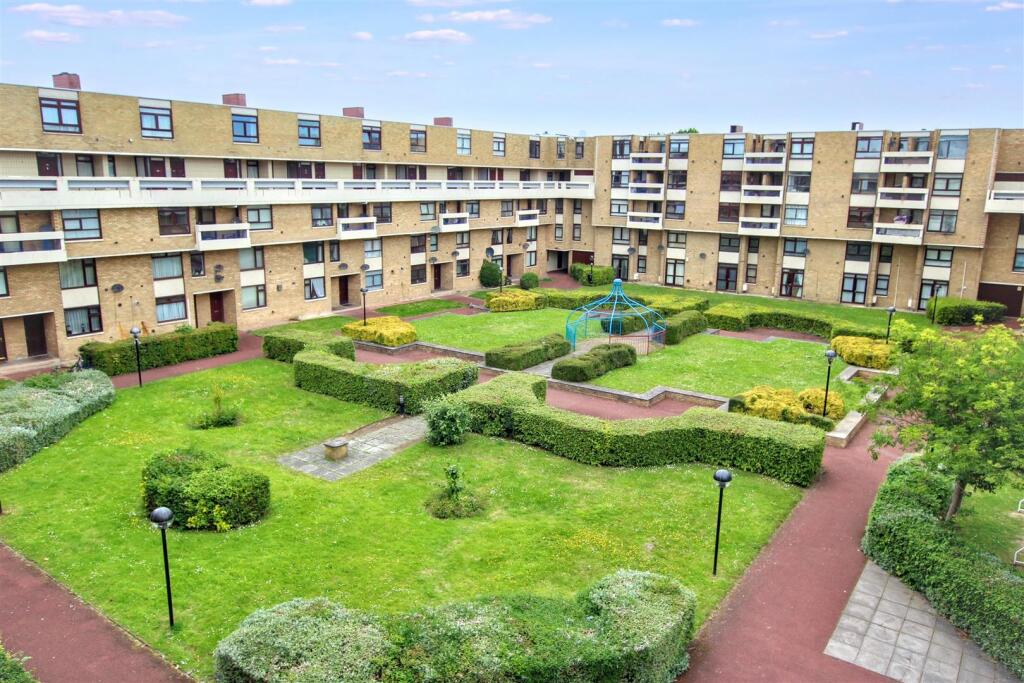 Main image of property: Collingwood Court, Washington