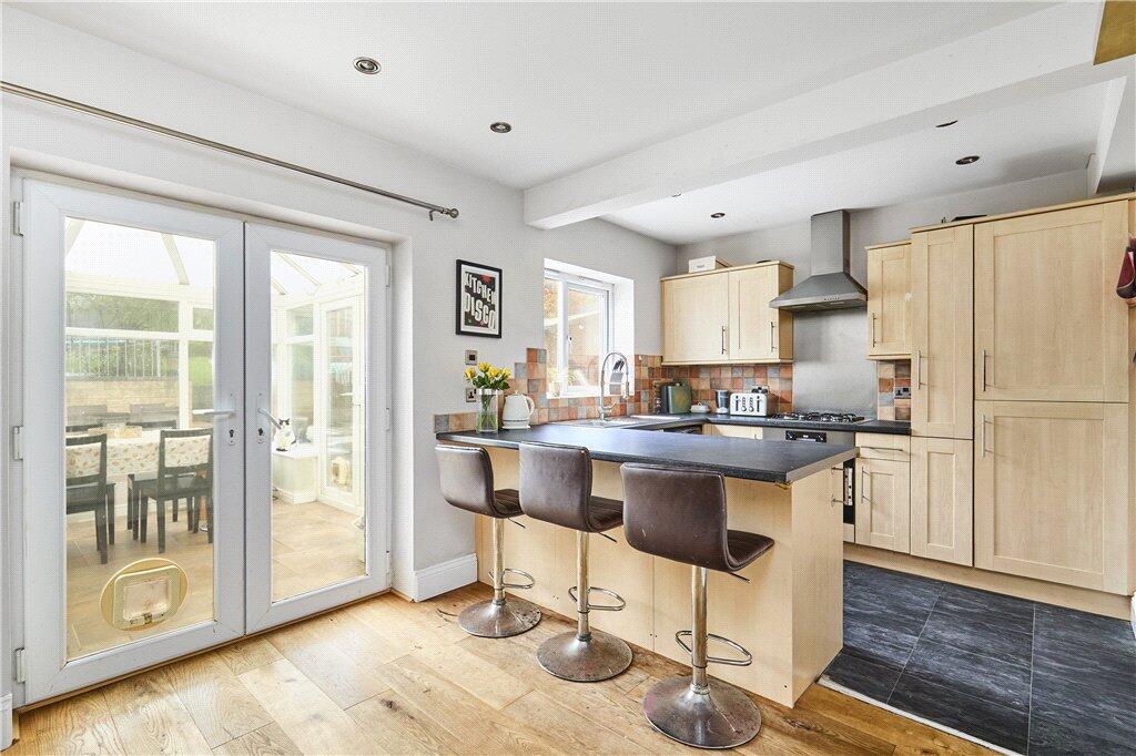Sunnydale Crescent, Otley, LS21 photo 4