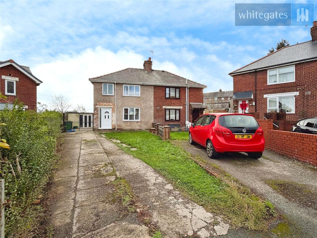 3-bed semi-detached on 3, Min y Graig, £180,000