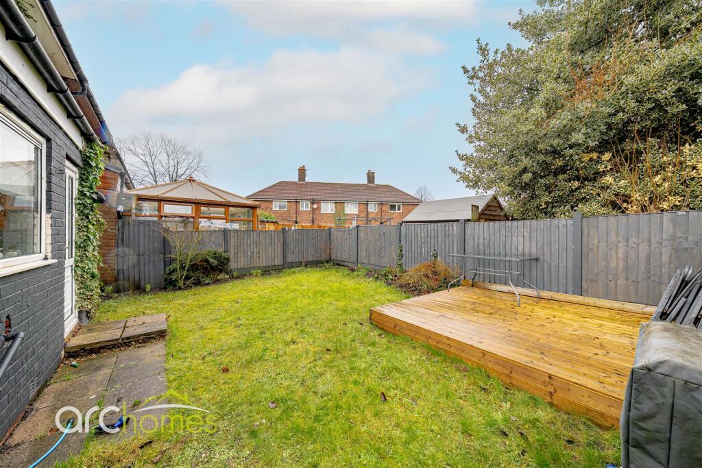 Yew Tree Avenue, Atherton, Manchester photo 4