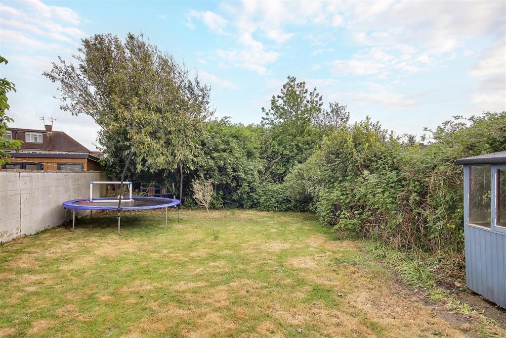 House in Worthing, West Sussex - View 2
