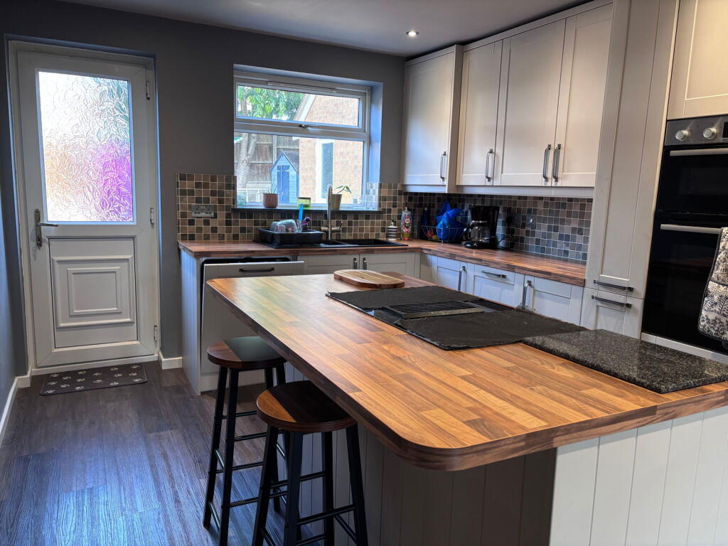 Redhill Lodge Road, Newhall, Swadlincote, Derbyshire, DE11 0NZ photo 4