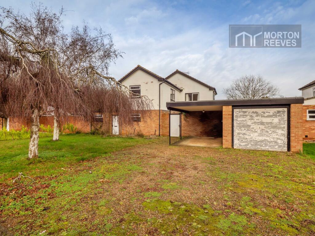 4-bed detached on Mereside, Brooke, NR15 1JS, £375,000