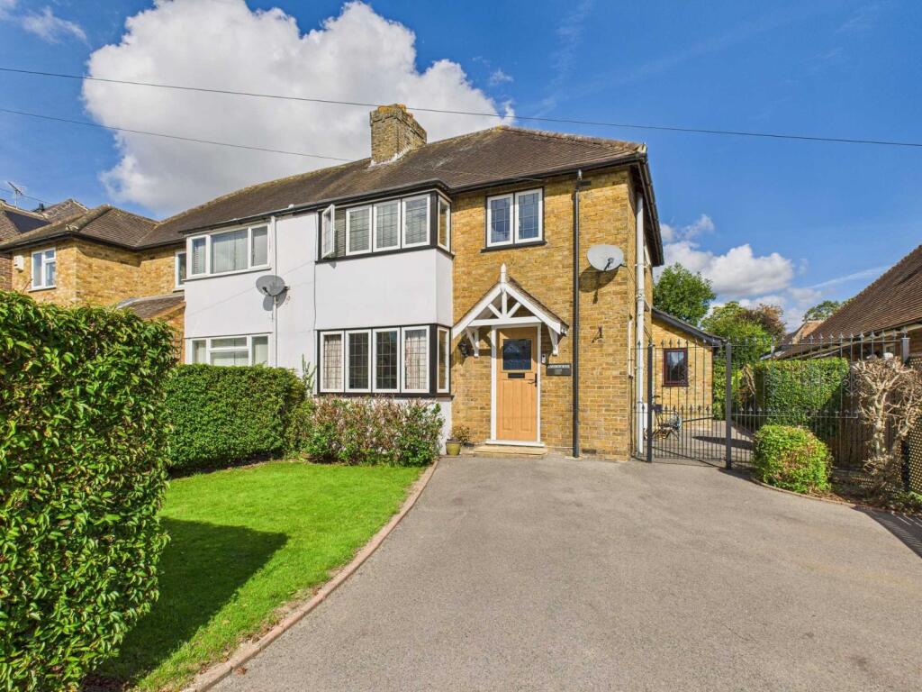 Main image of property: Albion Crescent, Chalfont St. Giles, Buckinghamshire, HP8