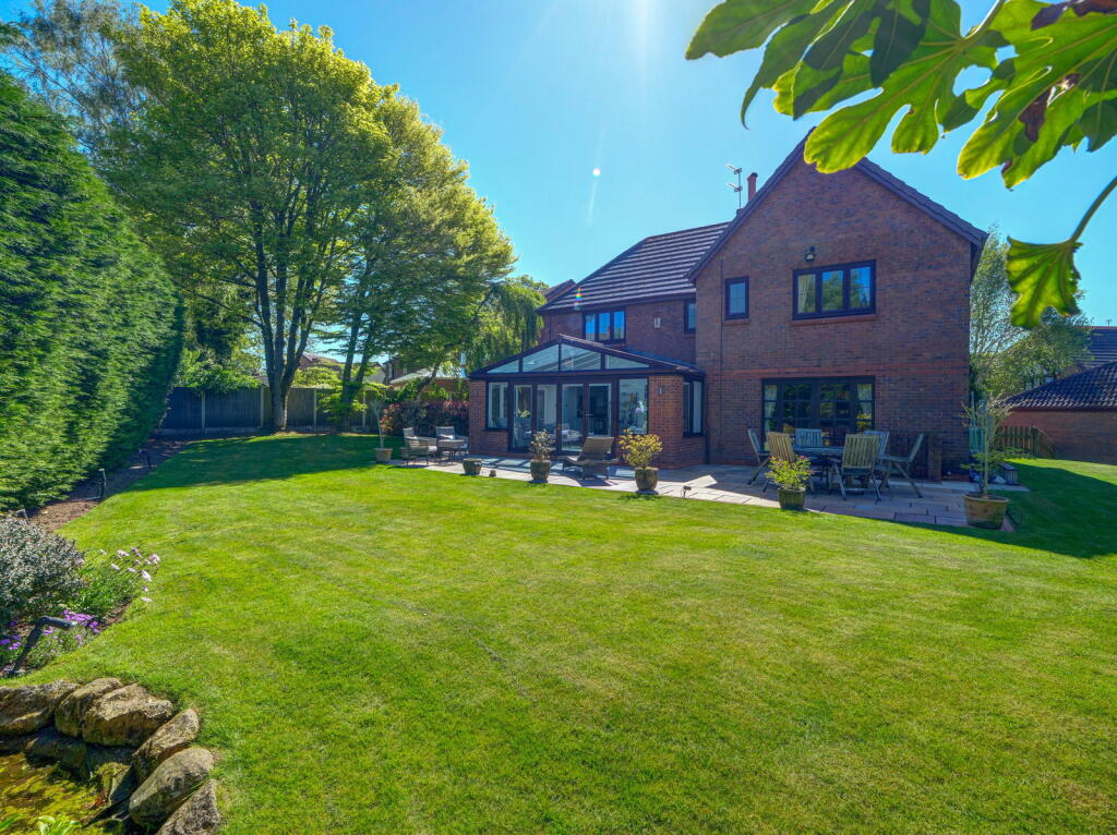 Main image of property: Ulviet Gate, High Legh, Knutsford, WA16 6TT