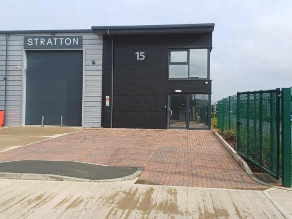 Photo 10