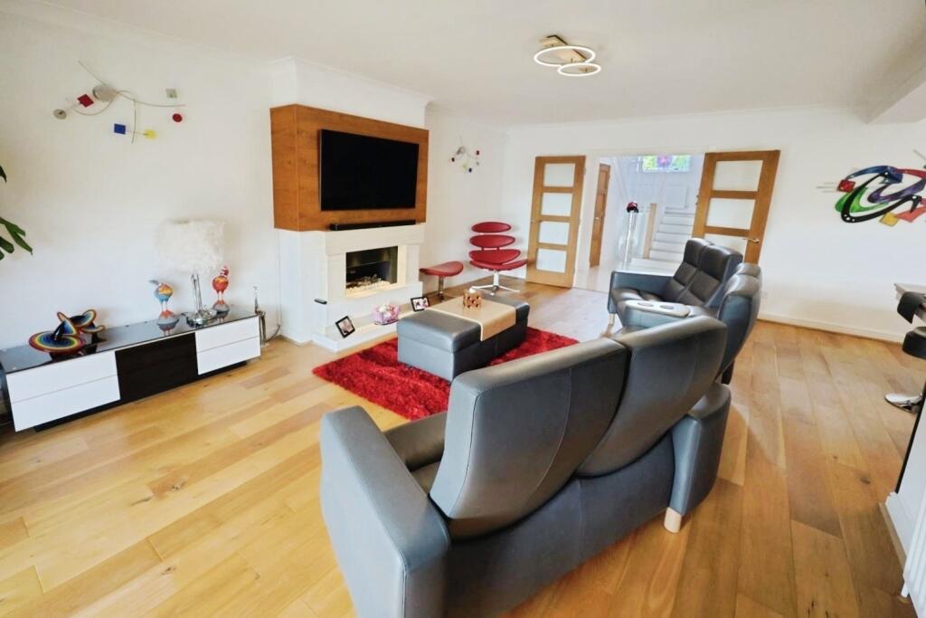 House in Aycliffe Village, Great Aycliffe - View 3