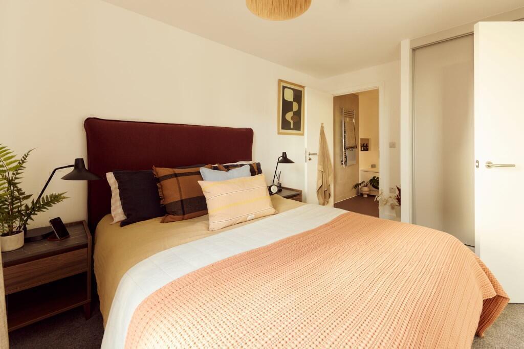 Main image of property: The Junction, Whitehall, Leeds, West Yorkshire, LS12