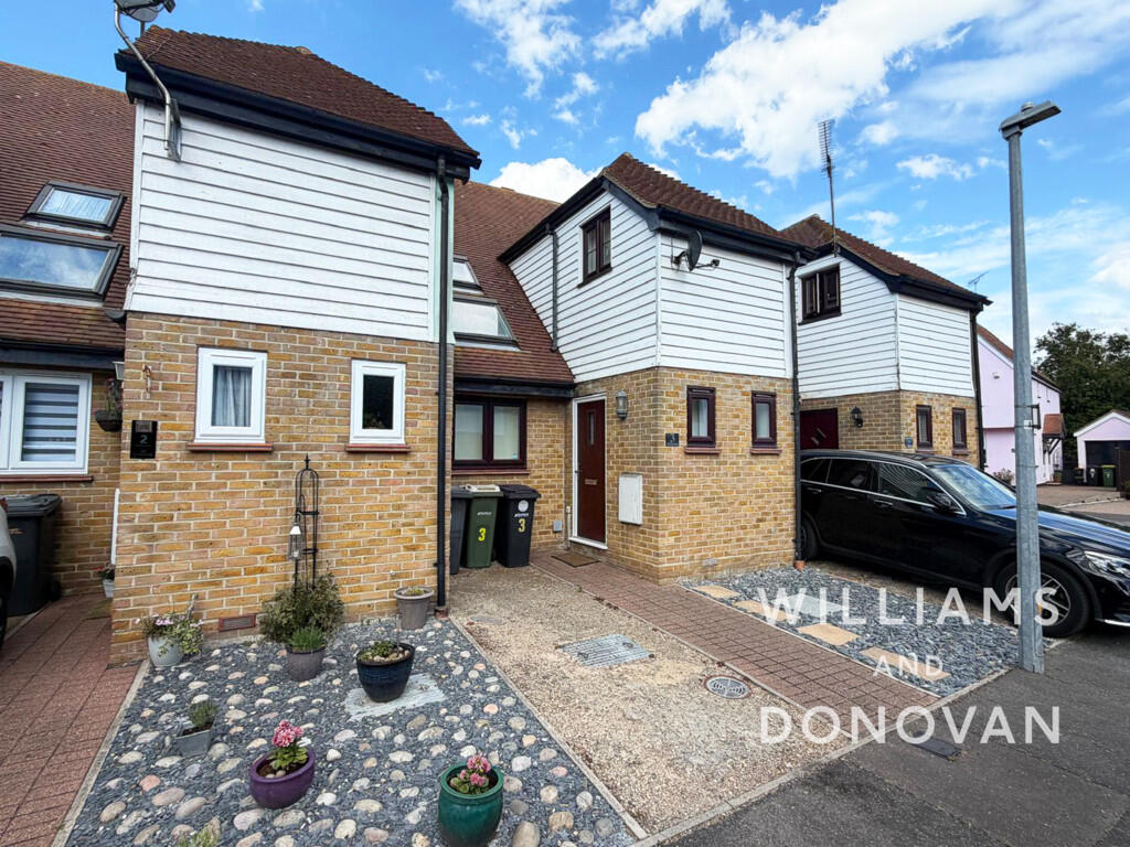 Main image of property: The Trunnions, Rochford