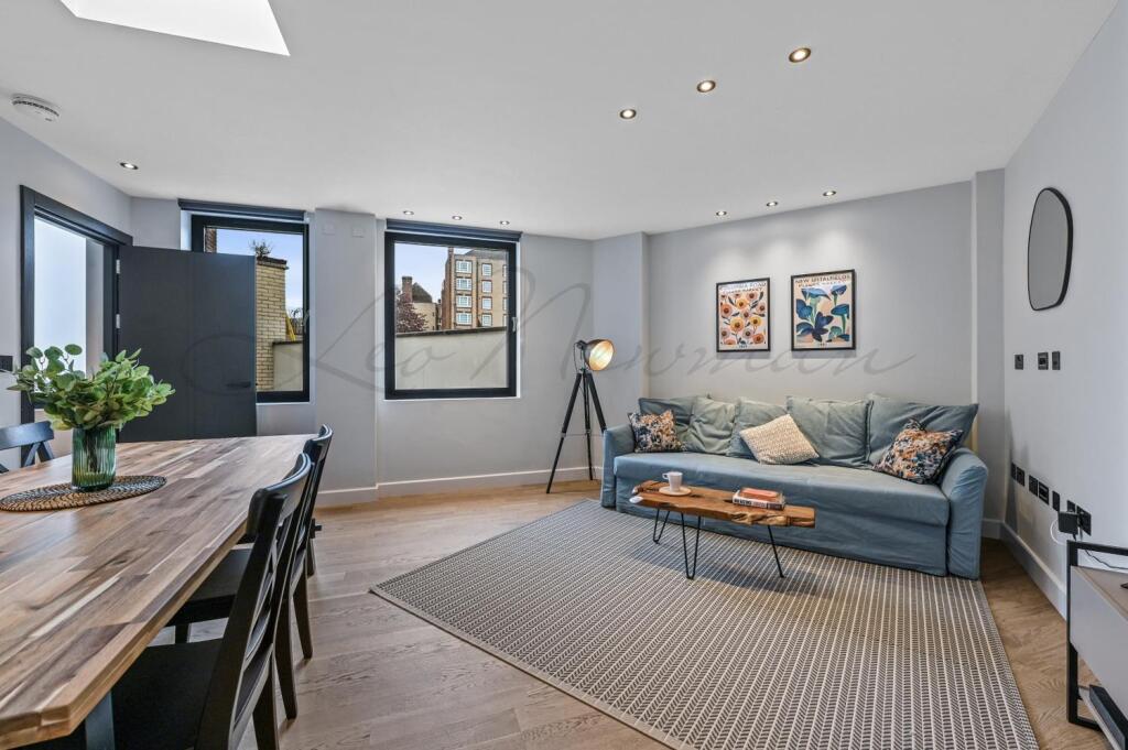 House in London, Maitland Park, Kentish Town - View 4