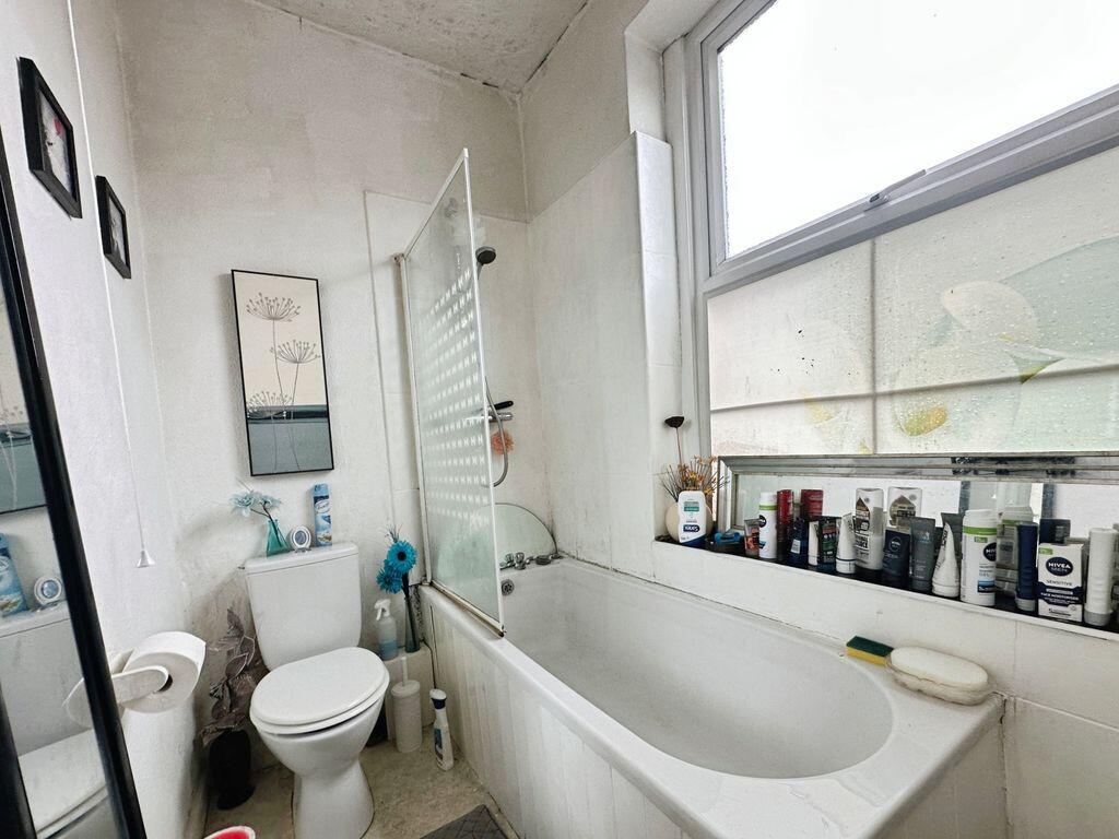 Apartment in Bury, Greater Manchester - View 3