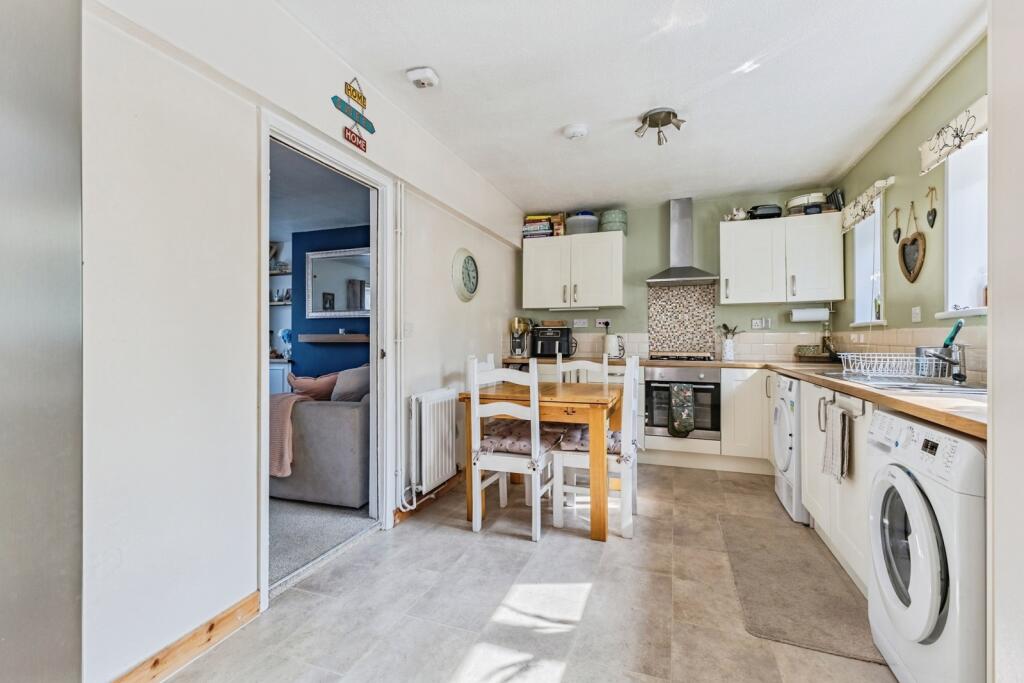 House in Teignbridge, Newton Abbot - View 4