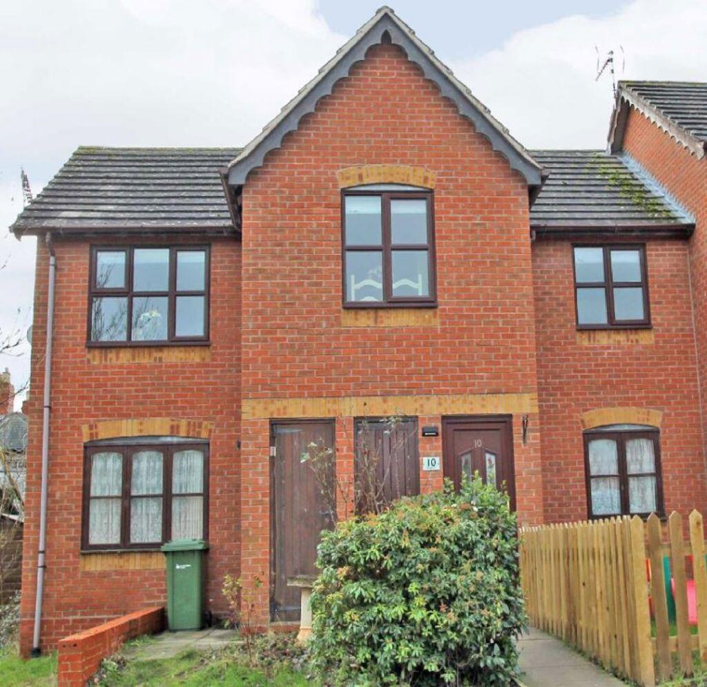 Main image of property: LEOMINSTER