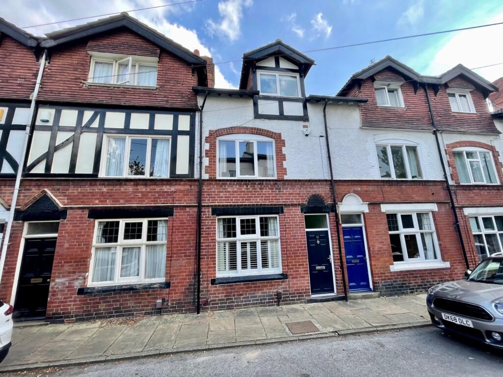 Main image of property: Hawthorn Mount, Chapel Allerton, Leeds, LS7