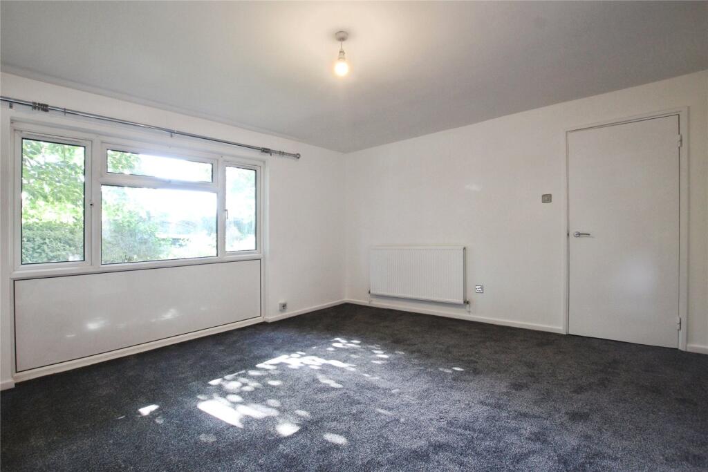 Apartment in Bracknell - View 4