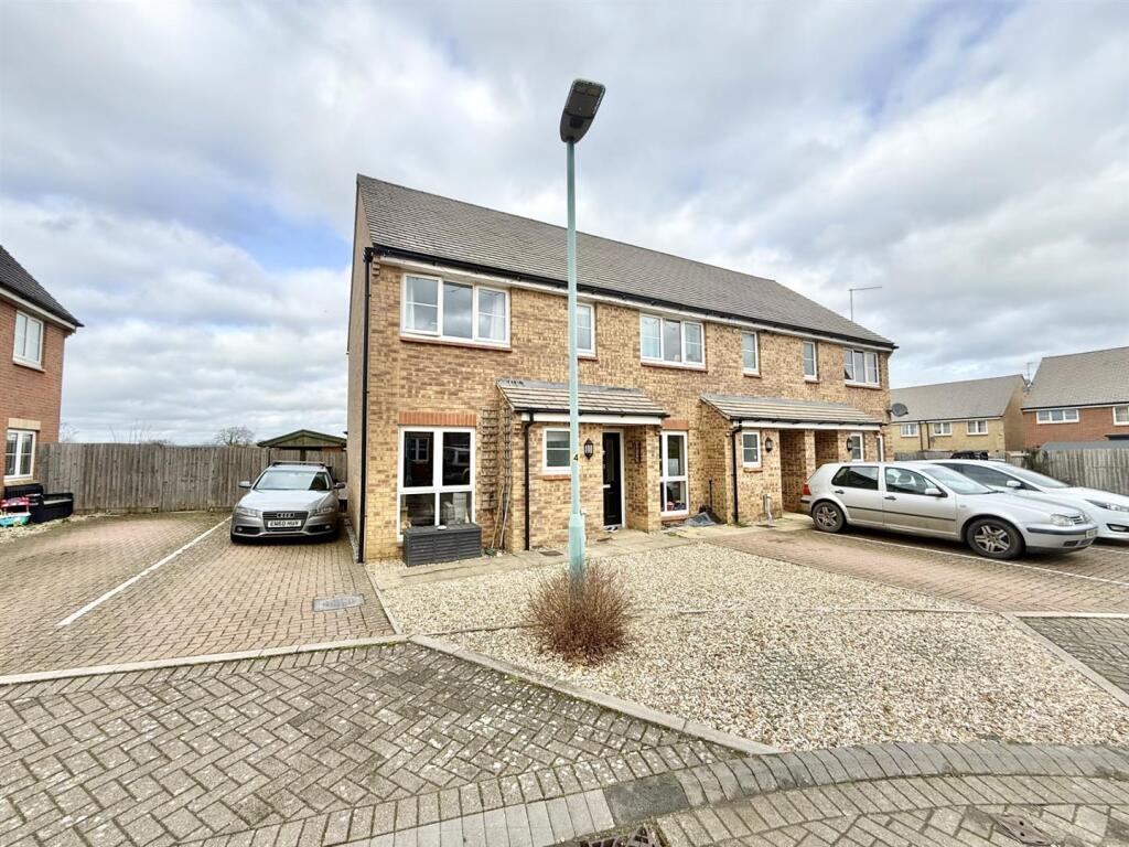 Main image of property: Schoolfield Close, Whitminster, Gloucester
