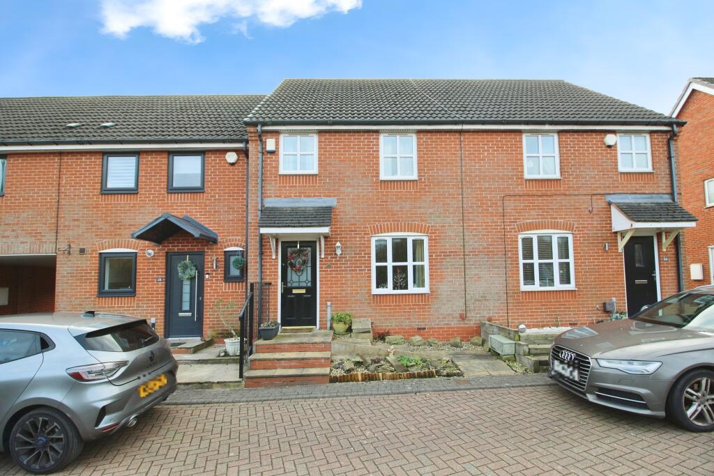 3-bed terraced on Buttercup Lane, Wakefield, WF3, £230,000