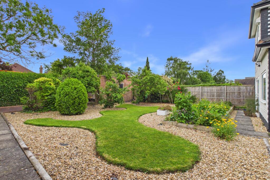 House in Chester, Upton, Upton-by-Chester - View 4