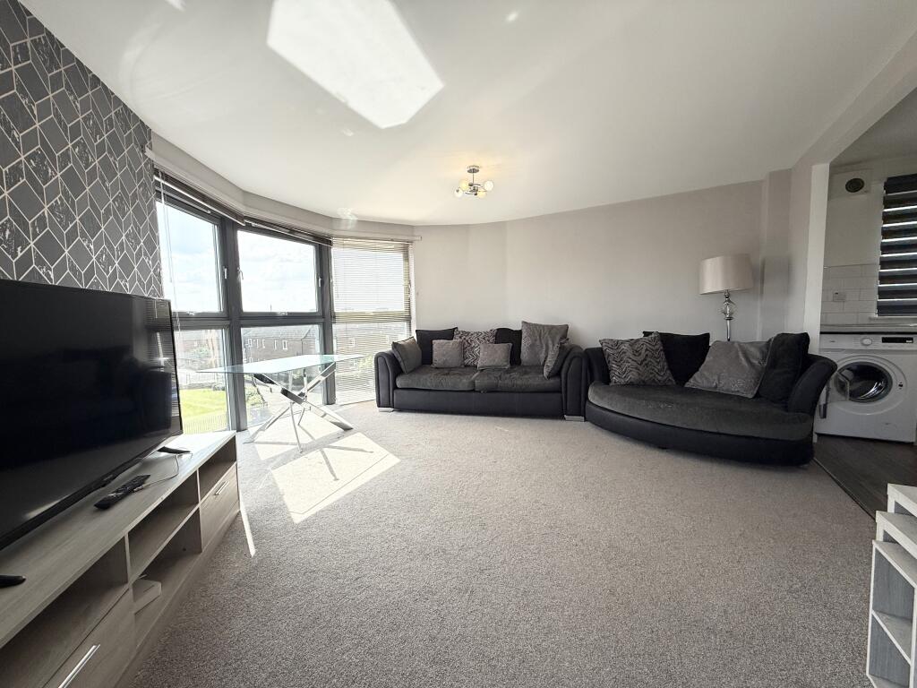 Apartment in Glasgow - View 3