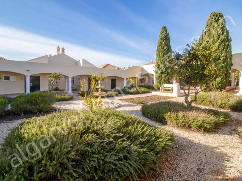 Main image of property: Algarve, Lagoa