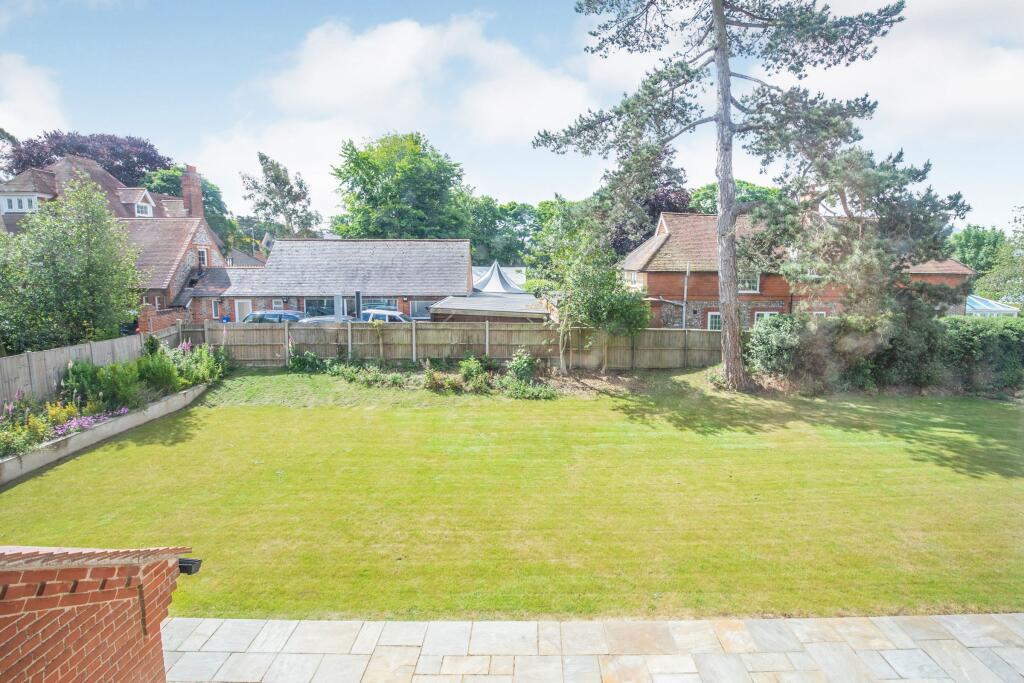 Property photo 8